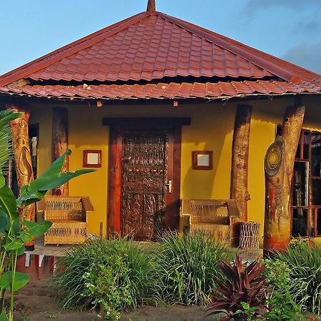 Mama Africa Art Residence & Art Center Gambia Tanji Luaran gambar