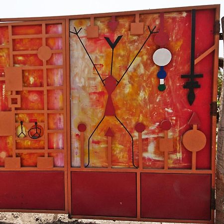 Mama Africa Art Residence & Art Center Gambia Tanji Luaran gambar