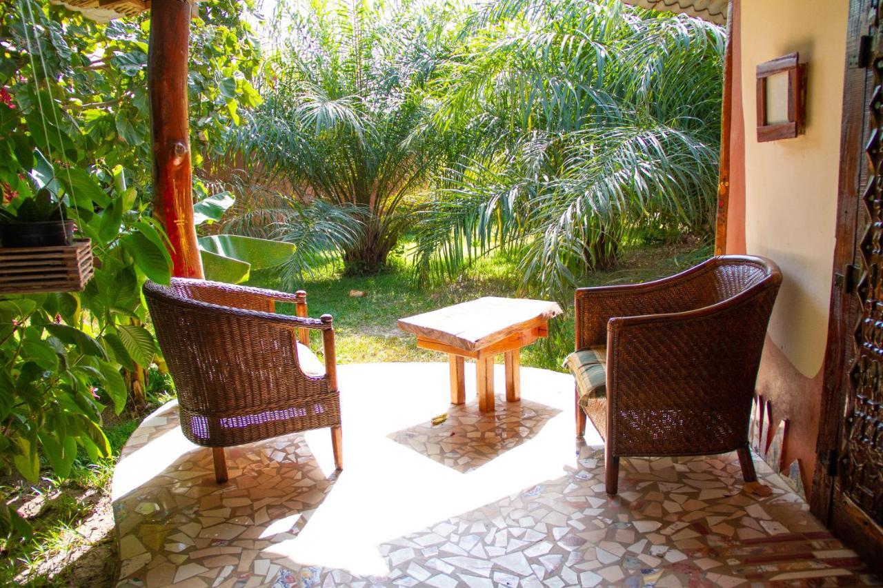 Mama Africa Art Residence & Art Center Gambia Tanji Luaran gambar