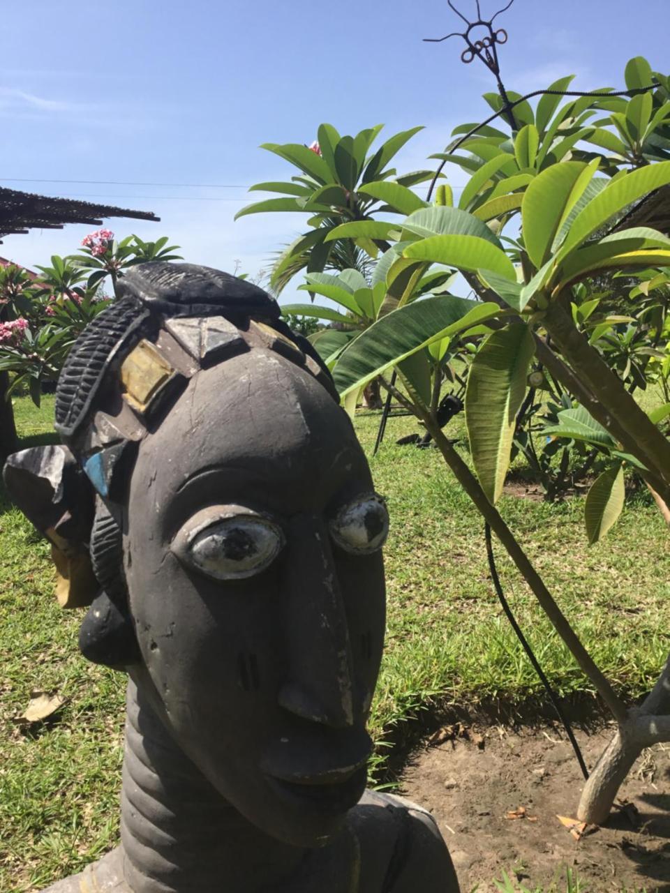 Mama Africa Art Residence & Art Center Gambia Tanji Luaran gambar